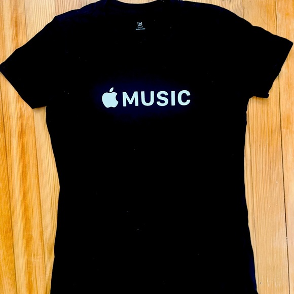 Apple Music Small Black T-shirt - Picture 2 of 2
